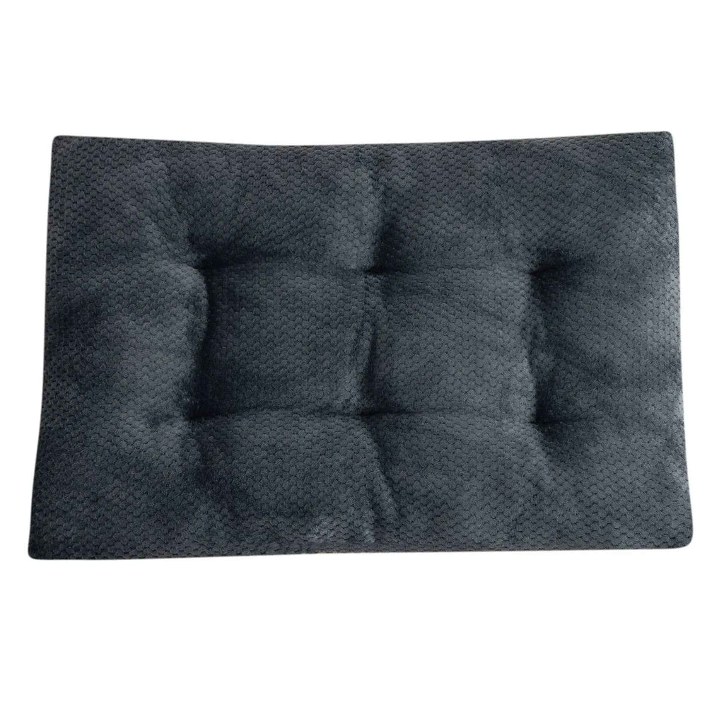 CozyNest Winter Pet Mat - BLENND